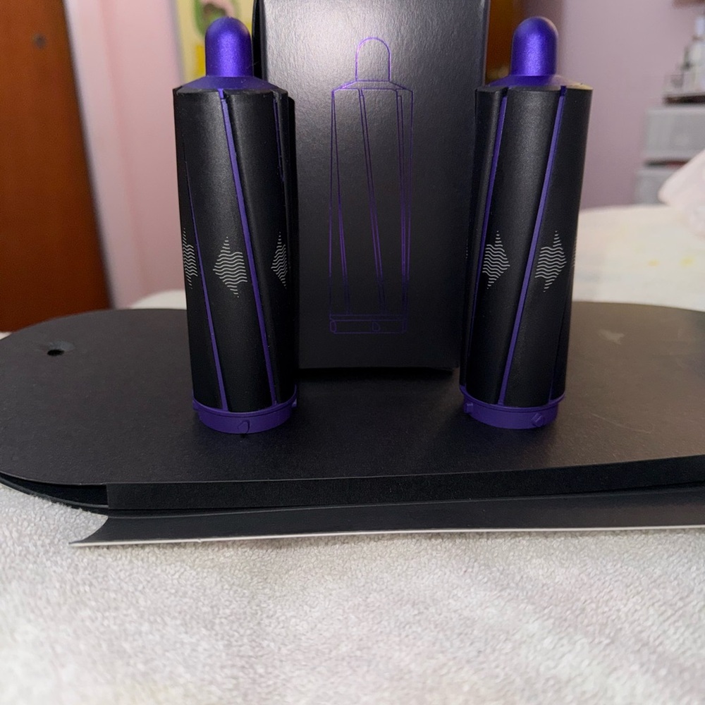DYSON AirWrap - Picture 12 of 13